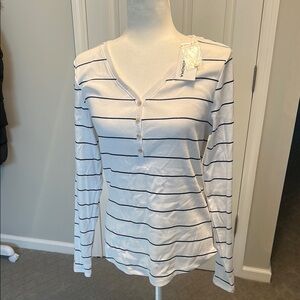 Aeropostale White and Blue Long Sleeve Button Down Shirt